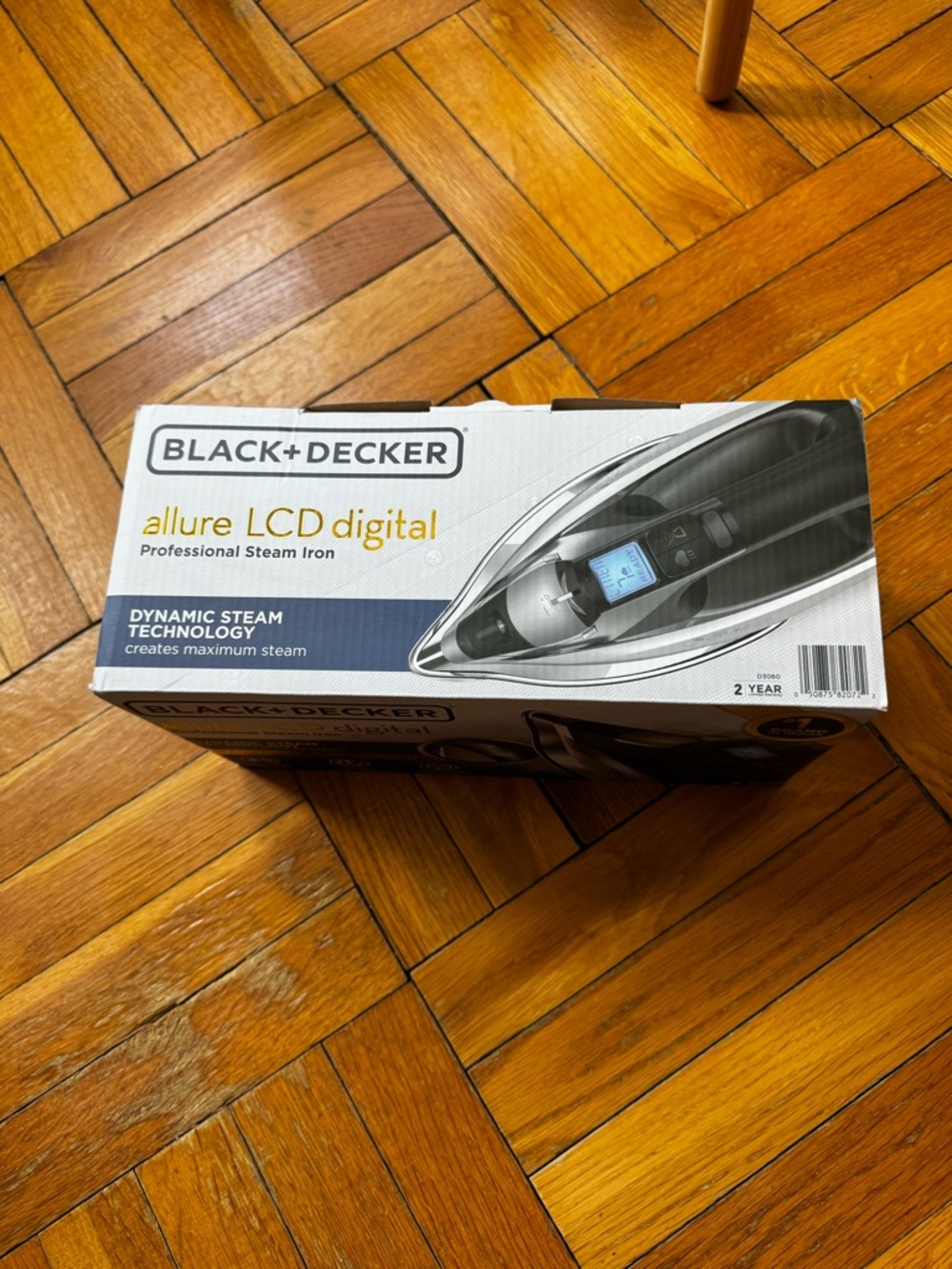 Black & Decker Allure LCD Digital Steam Iron - White & Black